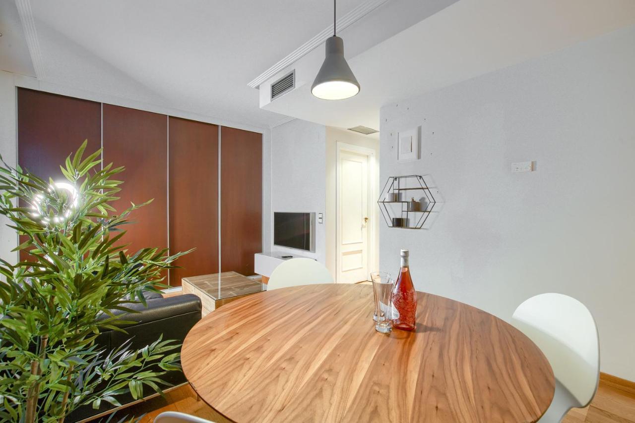 Apartamento En Chamberi Con Piscina - Lovely Apartment In The City Center With Swimming Pool Мадрид Екстер'єр фото