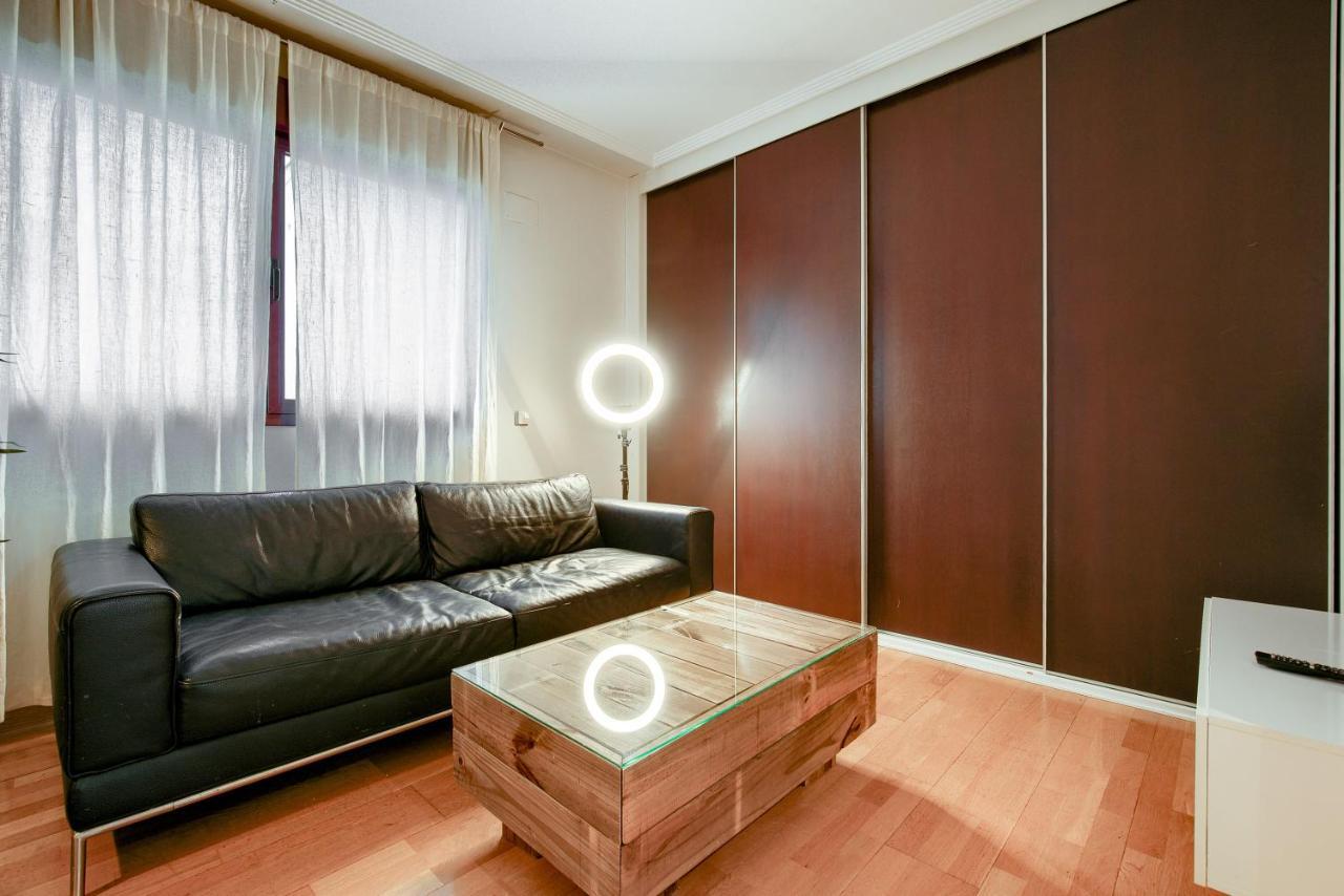 Apartamento En Chamberi Con Piscina - Lovely Apartment In The City Center With Swimming Pool Мадрид Екстер'єр фото